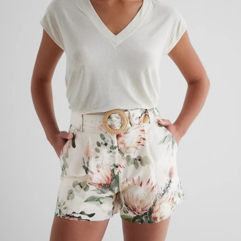 NWT EXPRESS WOMENS HIGH WAISTED FLORAL LINEN SHORTS